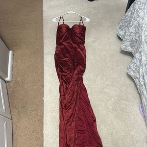 New, burgundy, slit dress